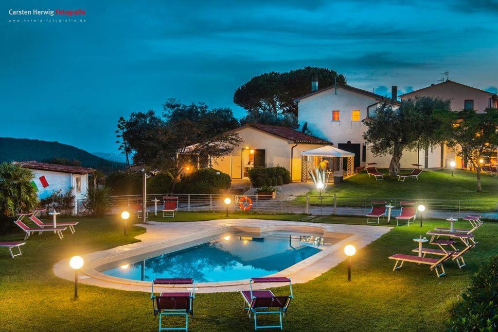 Villa Agriturismo Baia Degli Ulivi Massa Marittima Exterior foto